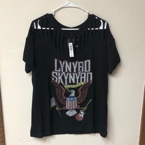 Graphic distressed t shirt